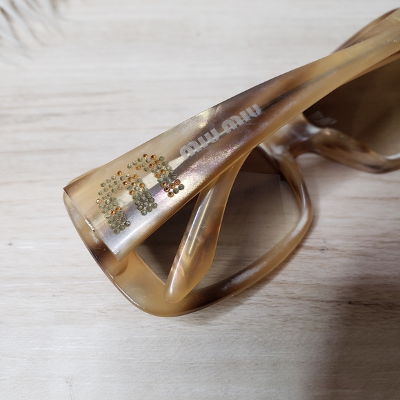MIU MIU - Sunglasses - Picture 10 of 15